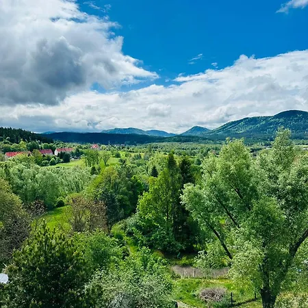 Rodzinne Wzgorze Daire *